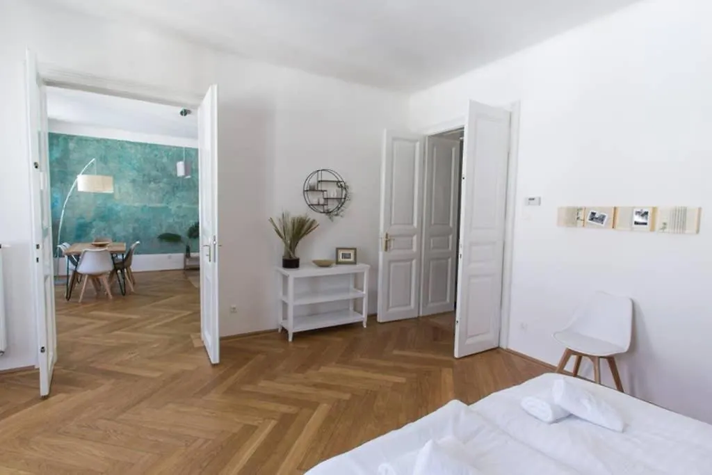 Josef'S Home I Kaiserzeit Residence I 02 Vienna Apartment